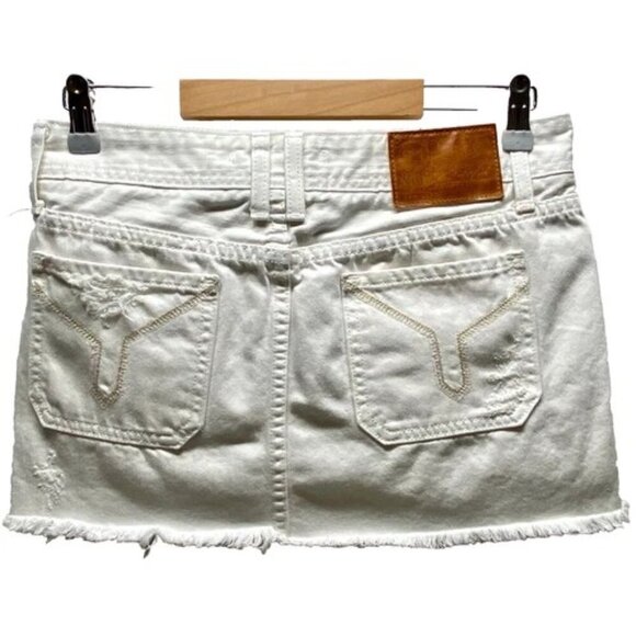Vigoss Studio Mini Skirt The Ritz Women's 5/6 White Distressed Denim Raw Hem EUC - Picture 2 of 9